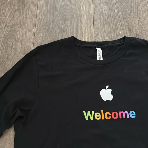  Apple Long Sleeve T-Shirt (Black) - Picture 2 of 4